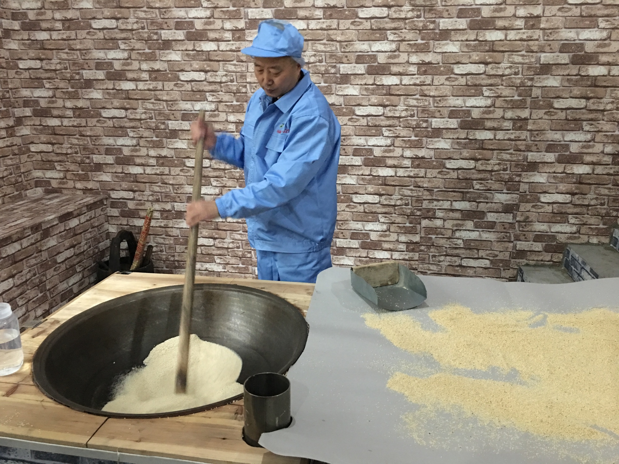 感这家老字号用心铸就美味传奇凯发国际七十年匠心传承 孝(图4)